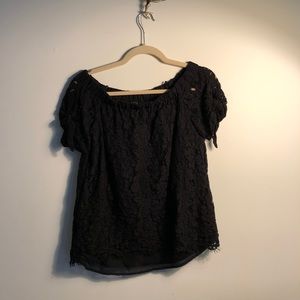 Lulu’s lace black top